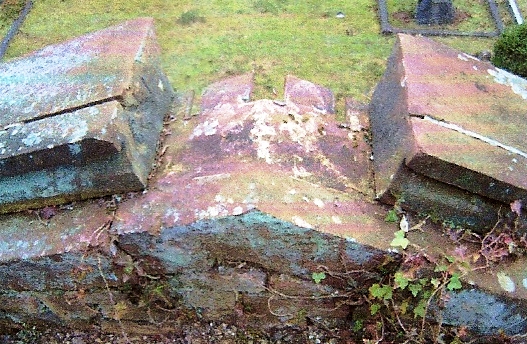 Missing section of the pediment, Drake mausoleum